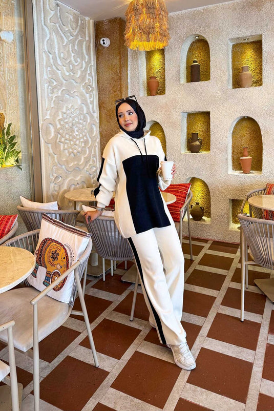 Ensemble tricot bicolore à capuche écru