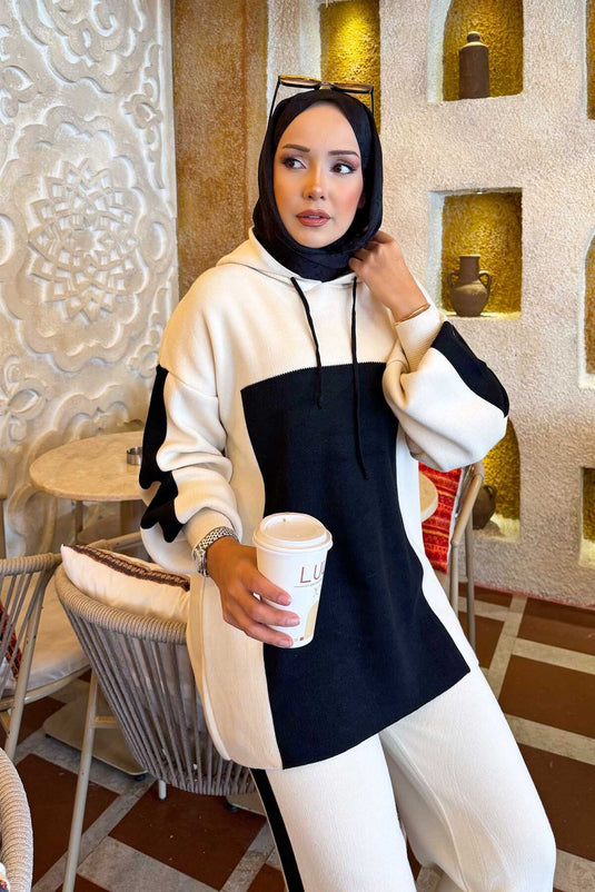 Ensemble tricot bicolore à capuche écru