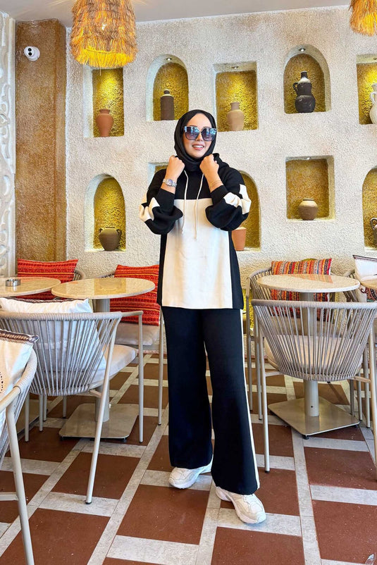 طقم تريكو بغطاء رأس بلونين أسود