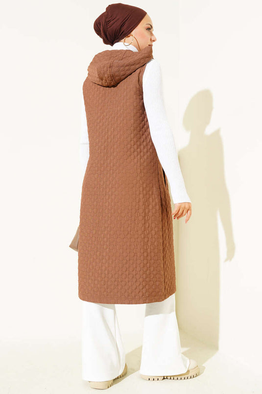 سترة مبطنة بغطاء رأس، لون بني فاتح