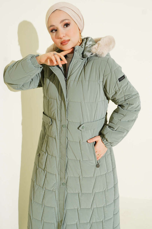 معطف طويل مبطن بغطاء رأس مربع اللون أخضر لوزي