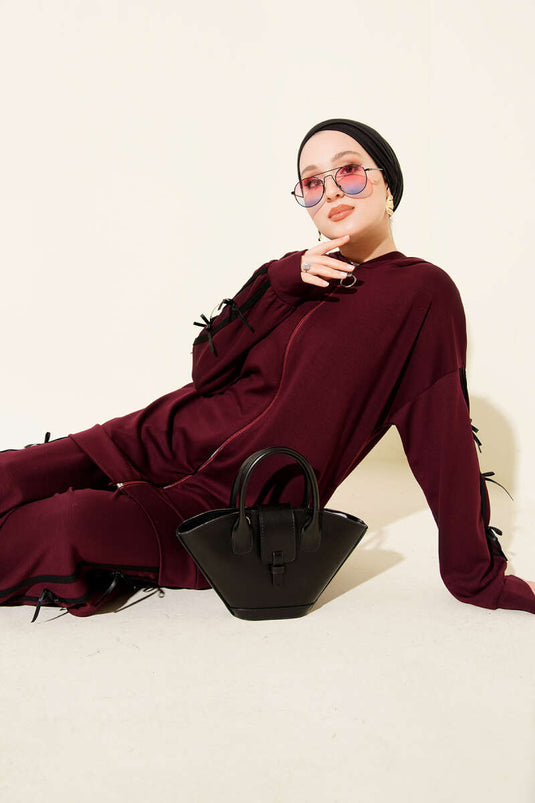 Completo due pezzi con cappuccio Loysa e dettaglio nastro, bordeaux