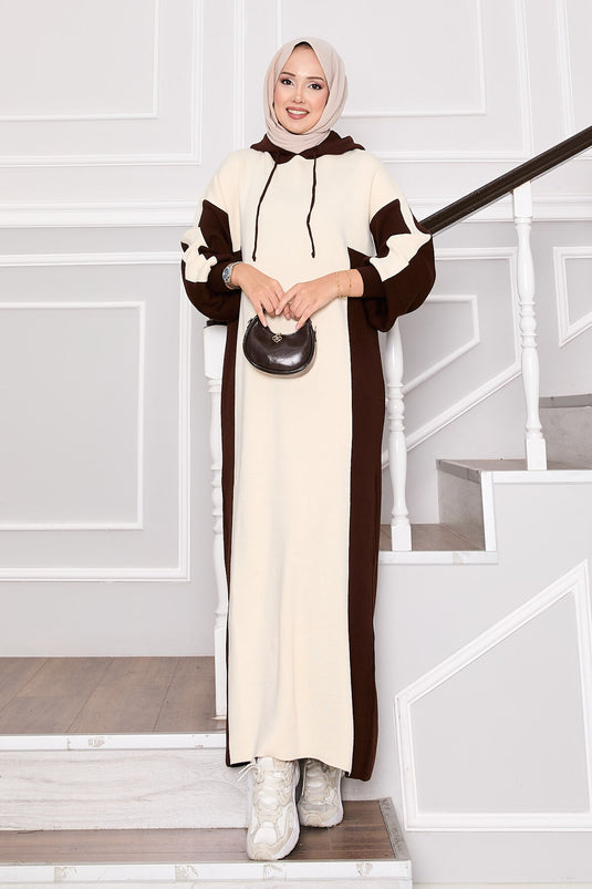 Robe de sport à capuche en tricot écru-marron