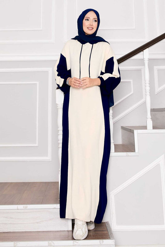 Robe de sport à capuche en tricot écru-bleu marine