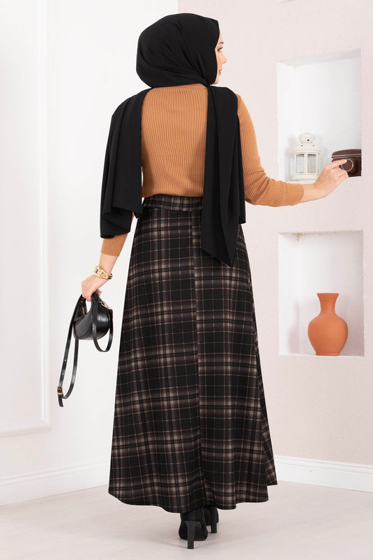 تنورة غوص منقوشة باللون الأسود - حجري