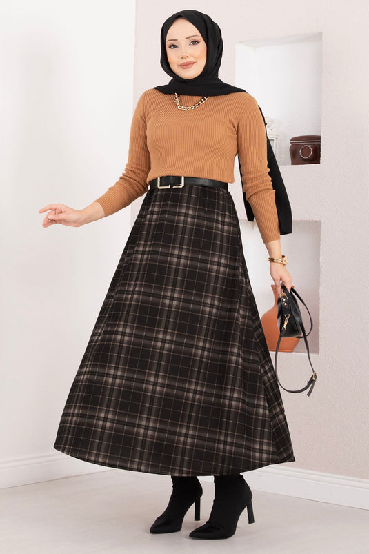 تنورة غوص منقوشة باللون الأسود - حجري