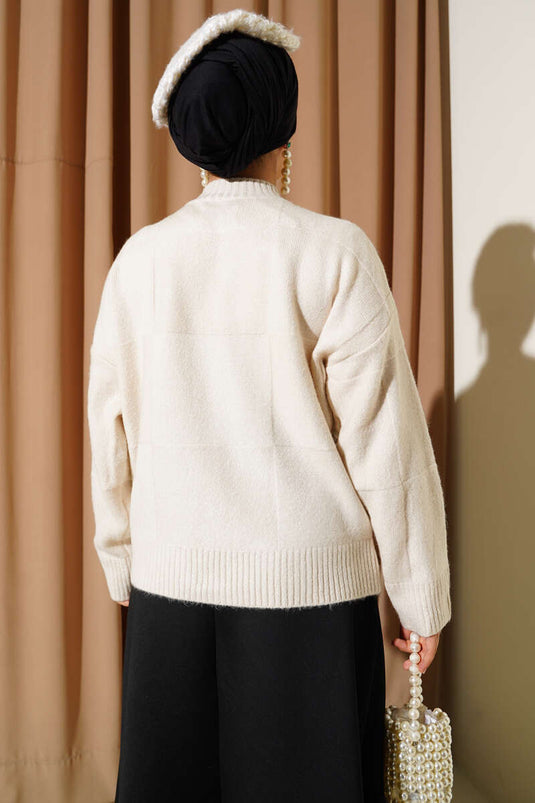 كنزة صوفية منقوشة، بيج