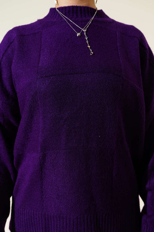 سترة تريكو منقوشة مربعة اللون أرجوانية