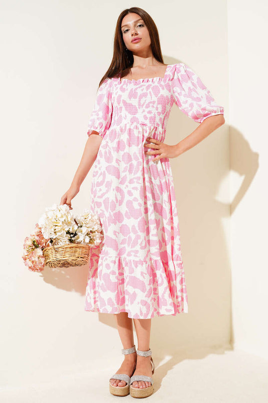 Robe midi rose à col carré en gipel