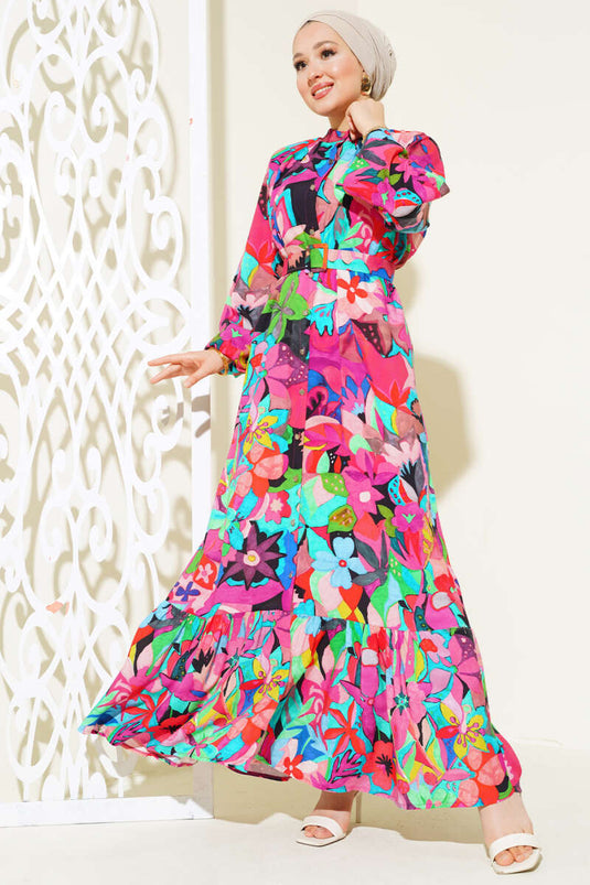 Fuchsia-kjole med knapper i blandet mønster