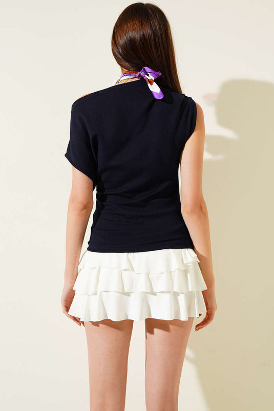 Blouse met boothals en plooien, marineblauw