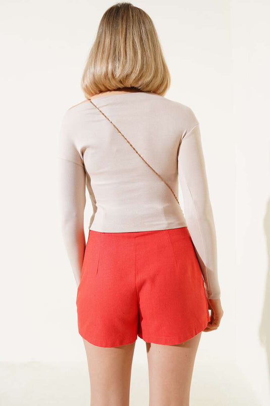 بدلة جسم بأكمام طويلة ورقبة قارب باللون البيج