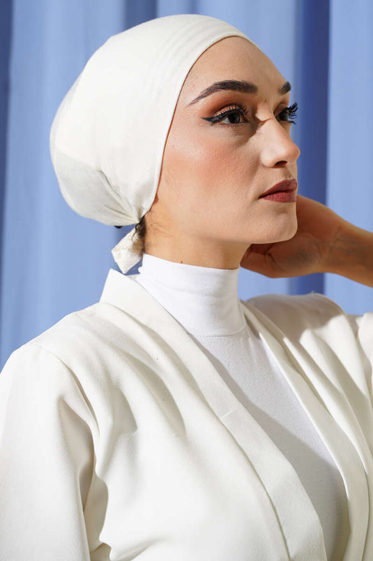 Kaymaz Silikonlu Bağlamalı Bone Ekru