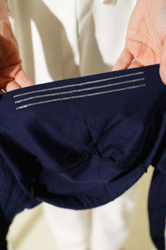 Kaymaz Silikonlu Bağlamalı Bone Lacivert