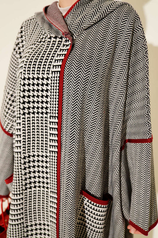 Kazayağı Desen Kapüşonlu Panço Siyah