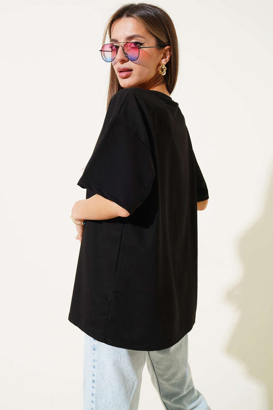 Schwarzes T-Shirt mit Ziegenmotiv