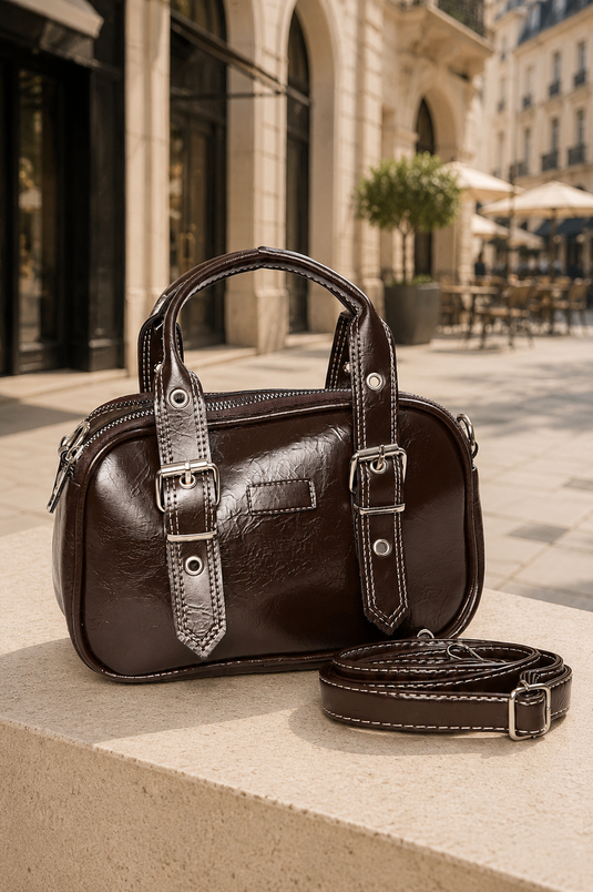 Sac à main et à épaule avec détail ceinture marron