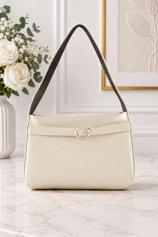 Creme Tasche Mit Gürtel Und Schnalle
