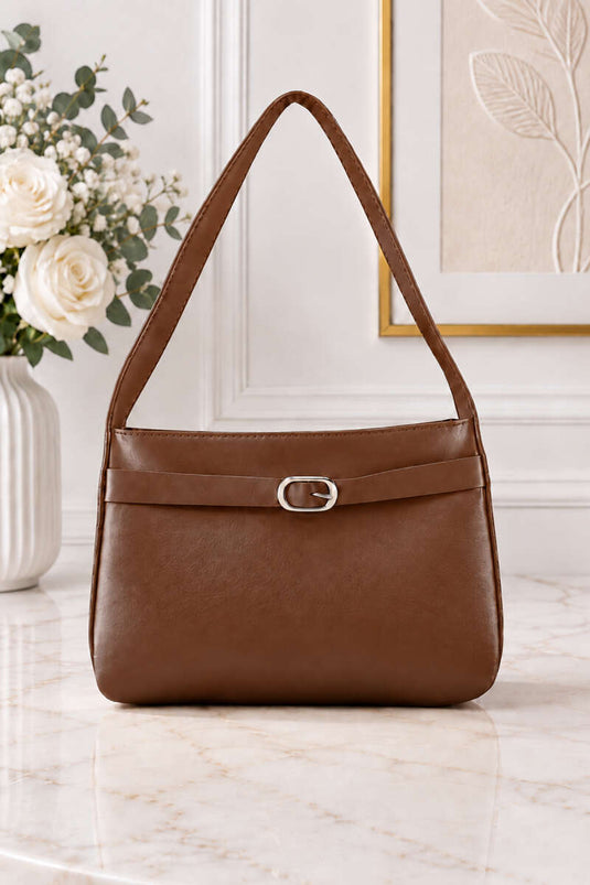 Sac À Main Tan Avec Boucle De Ceinture Et Détails
