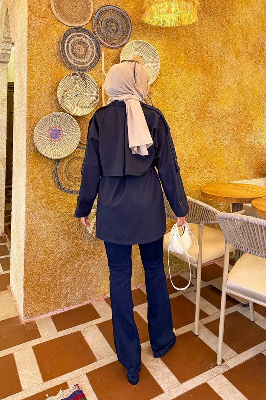 Trench-coat haut de gamme à épaulettes ceinturées, bleu marine