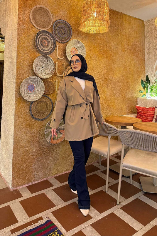 Trench-coat haut de gamme à épaulettes ceinturées, en vison