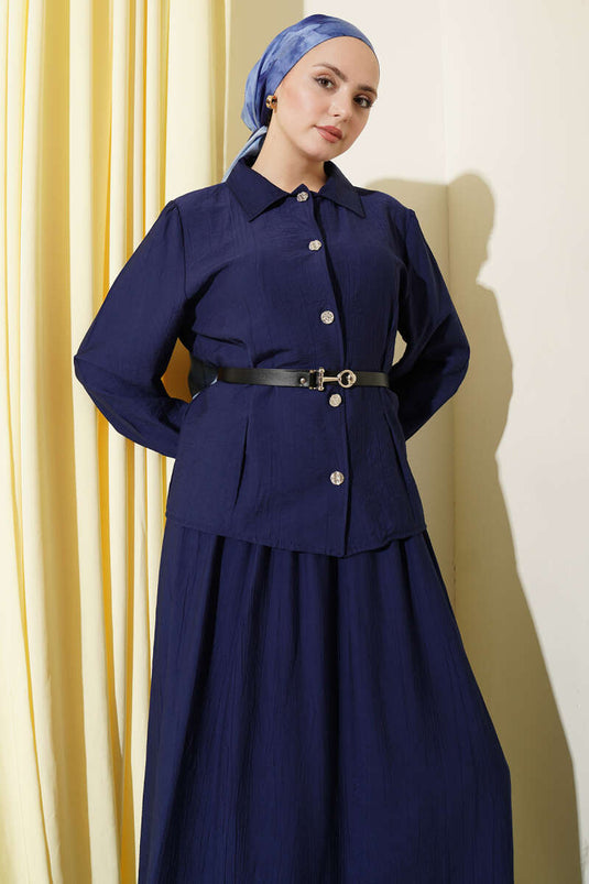 Ensemble deux pièces jupe plissée à ceinture bleu marine