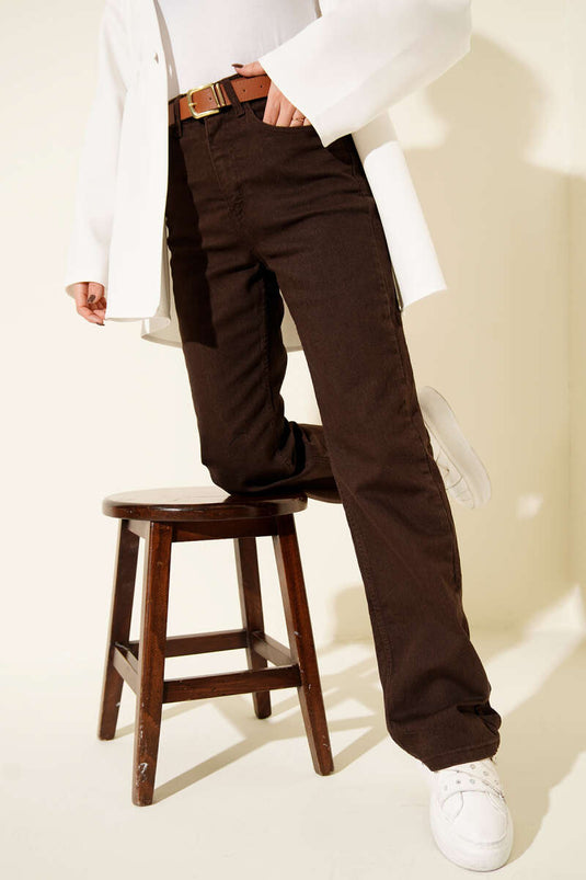 Jean droit à ceinture marron
