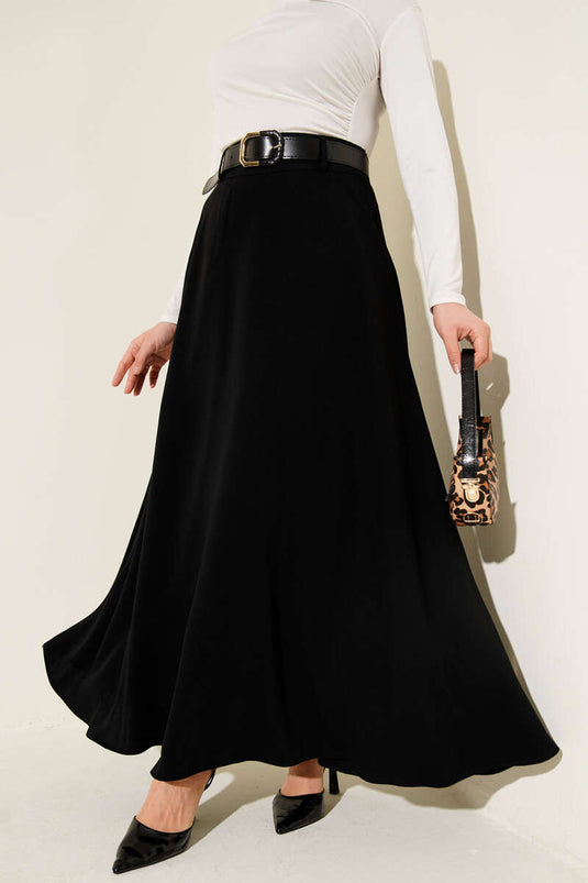 Jupe basique noire à ceinture et fermeture éclair