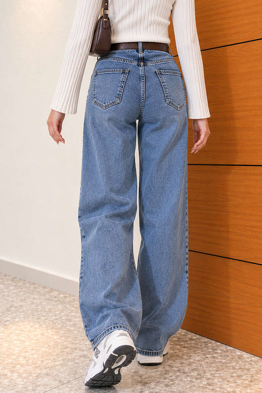Weite Jeans Mit Gürtel In Klassischem Blau