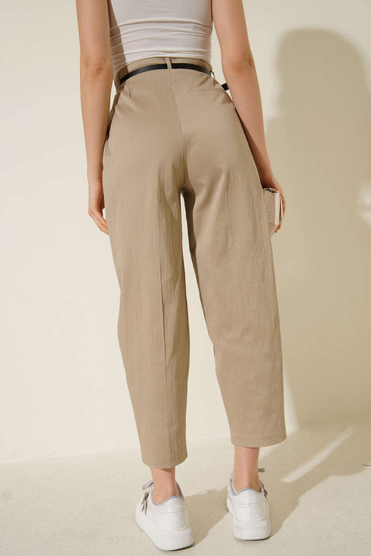 بنطال جزر بحزام بيج