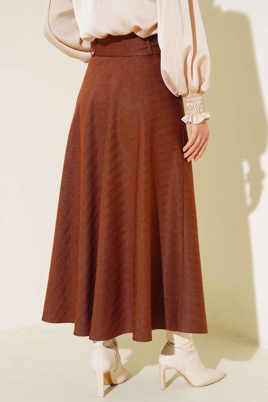 Jupe rayée jacquard beige avec ceinture