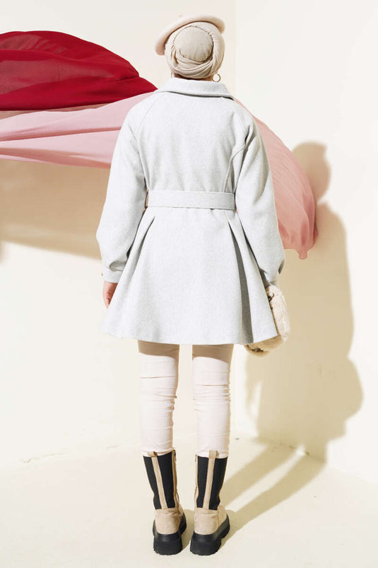 معطف كشمير قصير بحزام رمادي