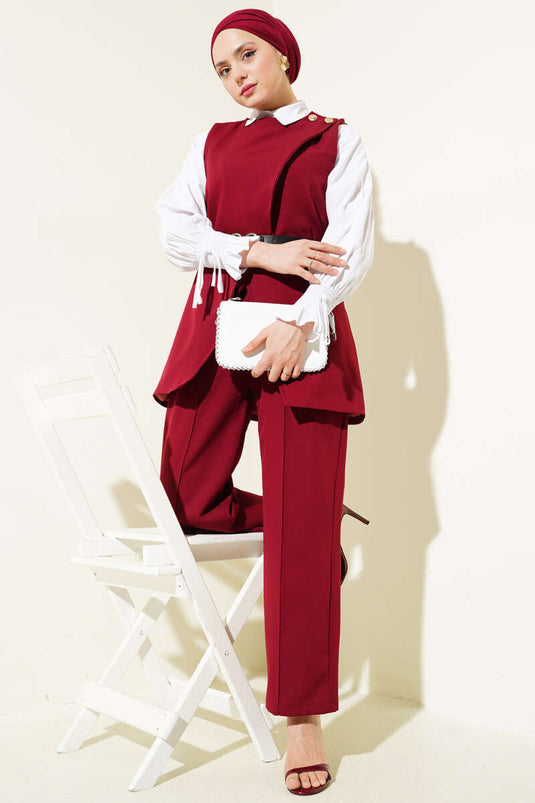 Ensemble deux pièces gilet boutonné avec ceinture et épaules rouge bordeaux