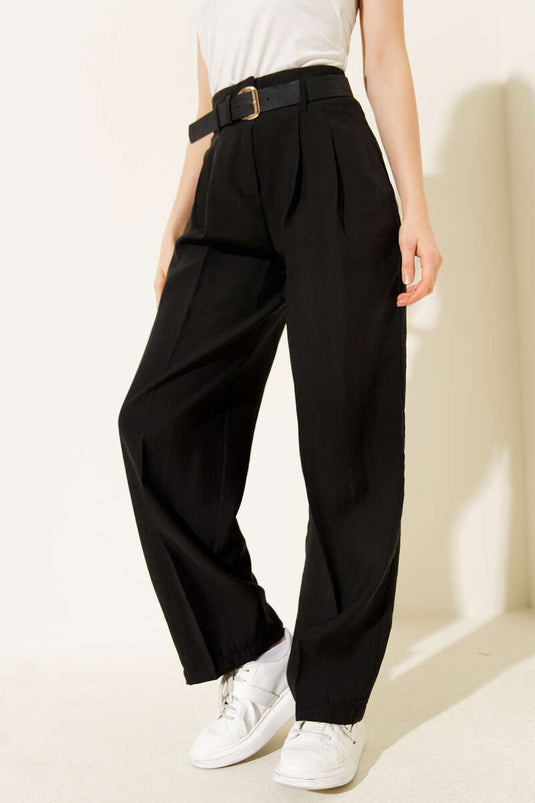 بنطلون قلم رصاص بحزام أسود