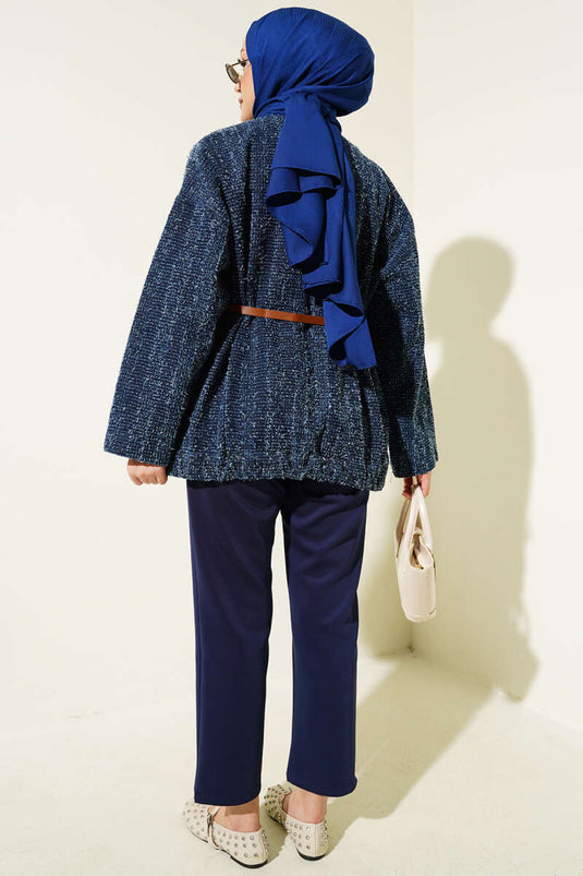 Veste en jean bleu marine à ceinture et barbe