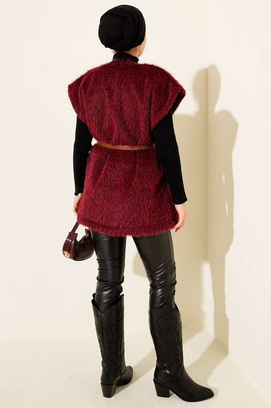 سترة ملتحية بحزام بلون عنابي