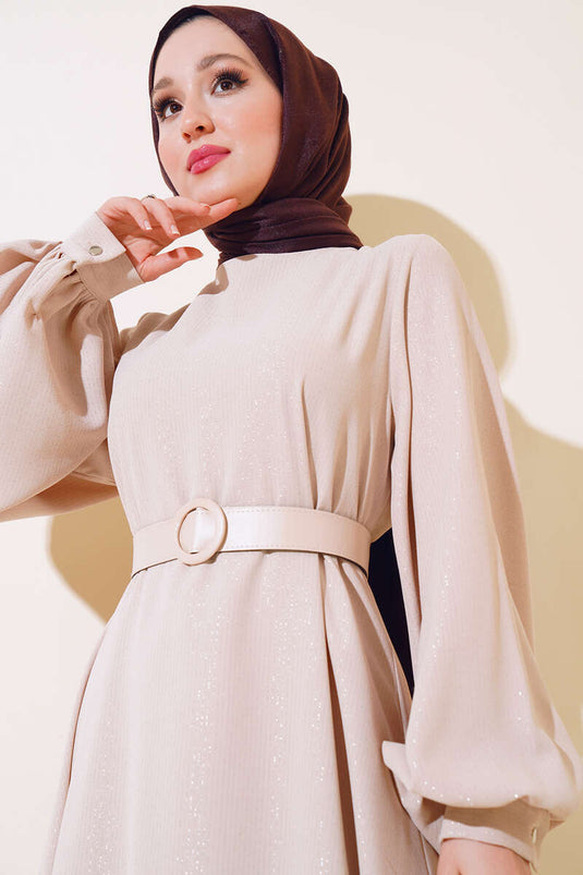 فستان لامع بحزام باللون البيج