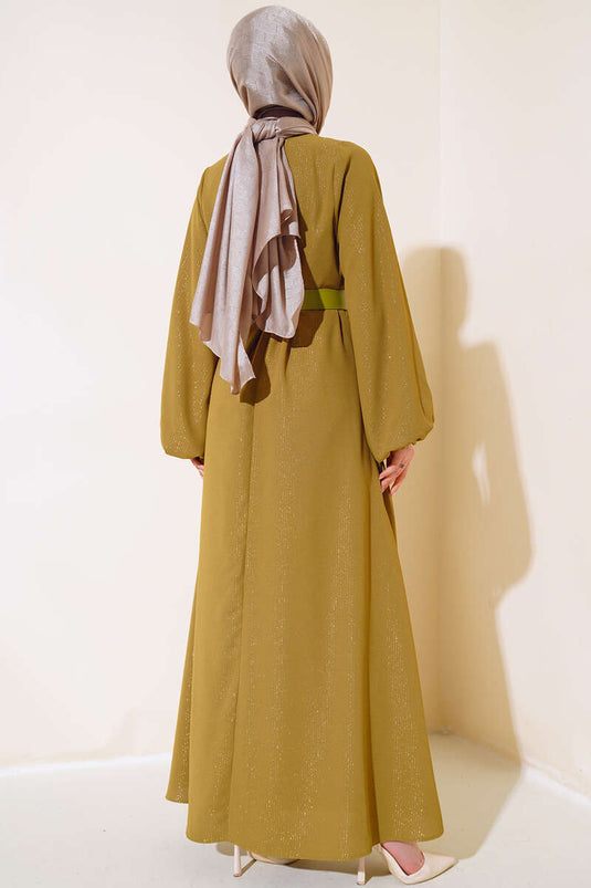 فستان بحزام لامع باللون الأخضر الزيتي