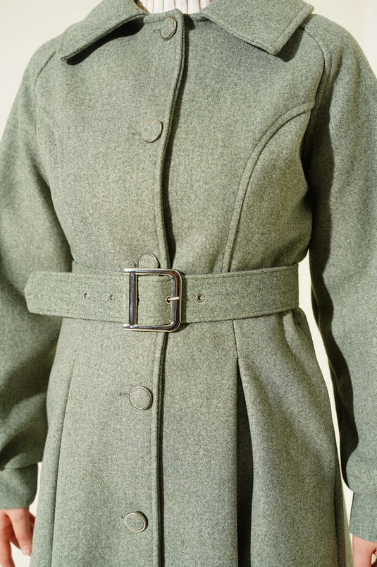 Manteau long en cachemire ceinturé vert sauge