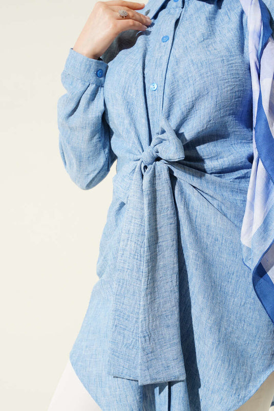 Chemise ceinturée à la taille bleue