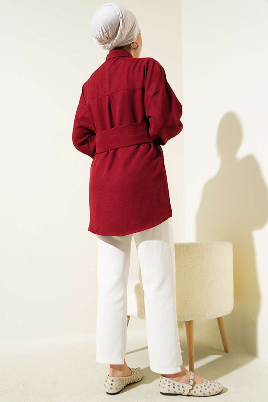 Chemise large à ceinture rouge bordeaux