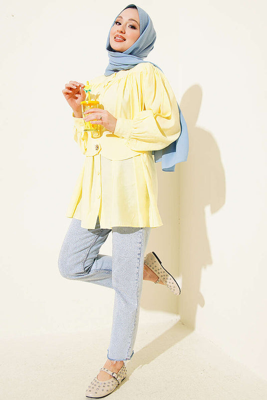 Chemise jaune avec ceinture intégrée