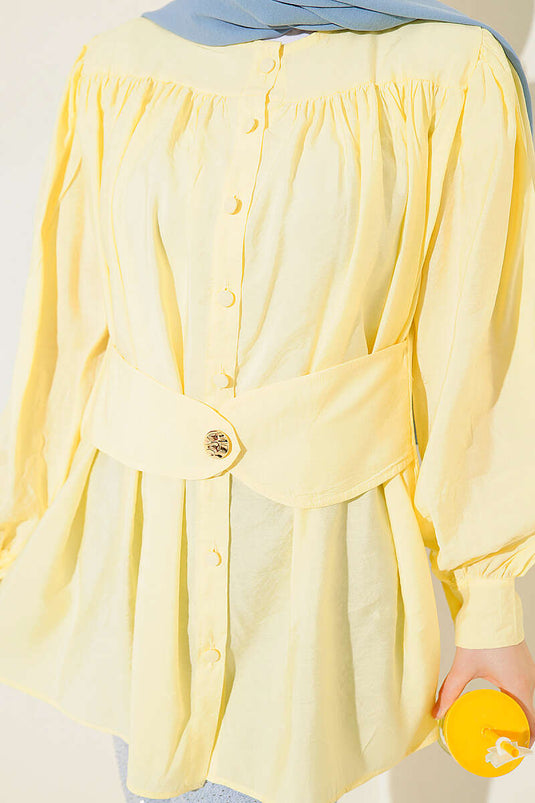 Chemise jaune avec ceinture intégrée