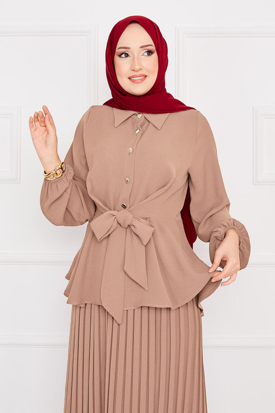 Kendinden Kuşaklı Piliseli Tesettür Takım Vizon