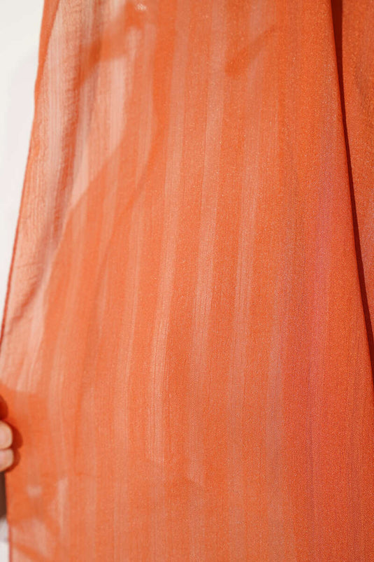 Jacquard-Schalfliese mit selbststreifendem Muster