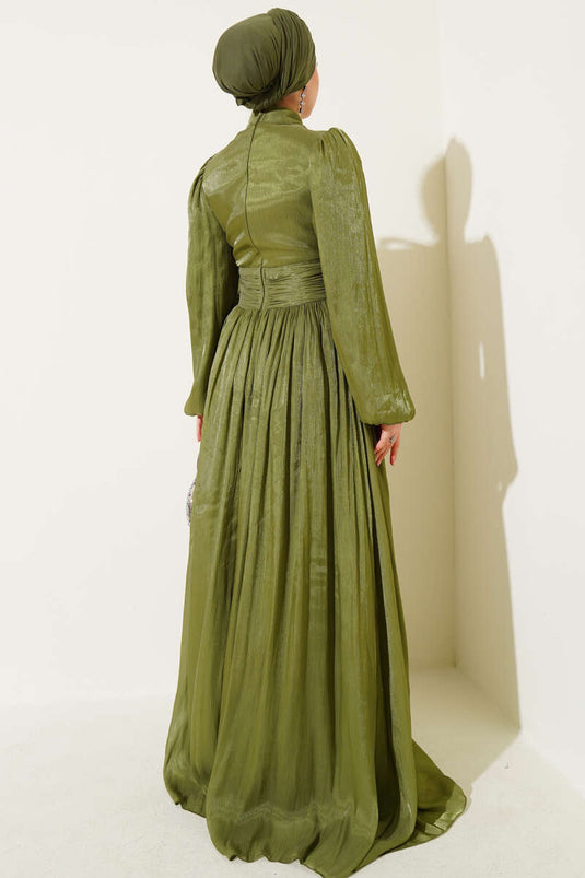 Robe de soirée ceinturée à col rond kaki