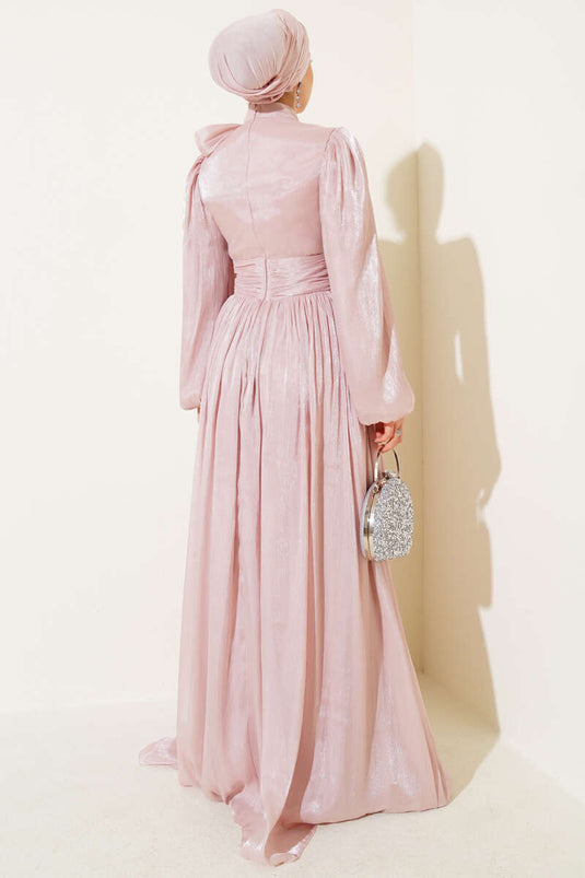 Robe de soirée ceinturée à col rond poudre