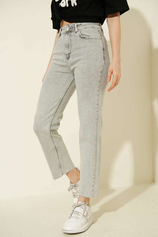 Cut Hem Buttoned Denim Pants Light Wash