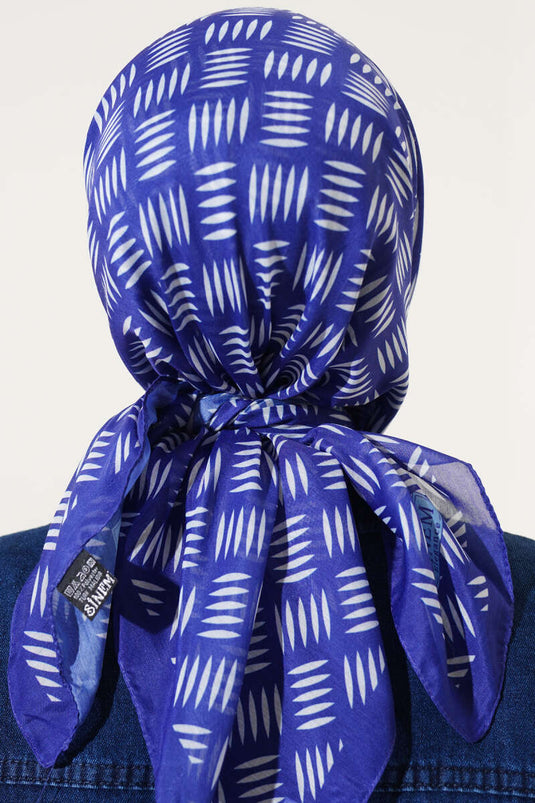 Écharpe imprimée à motifs assortis Saks