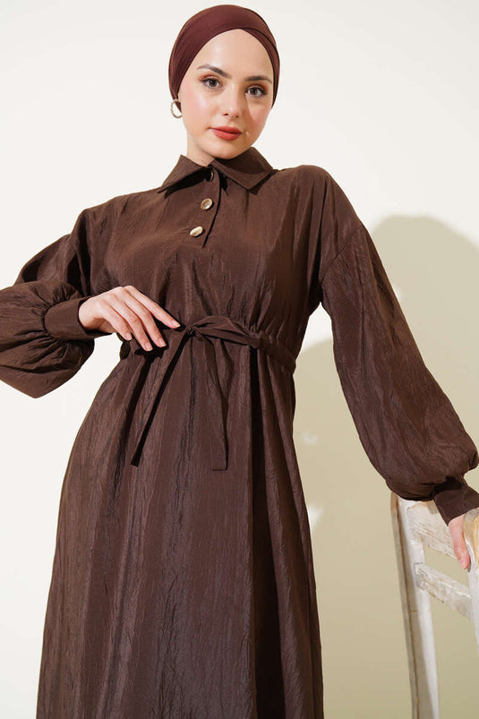 Robe à demi-boutons à texture froissée marron